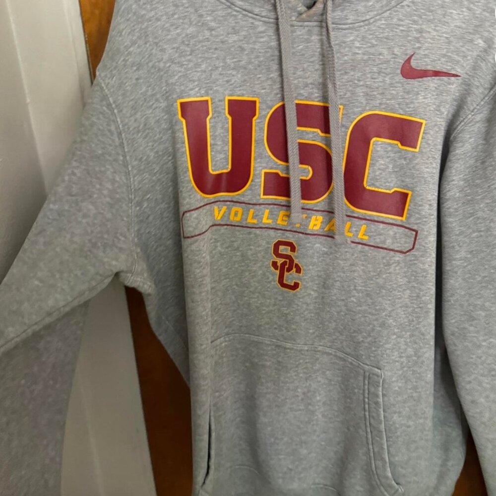 USC medium nike sweatshirt